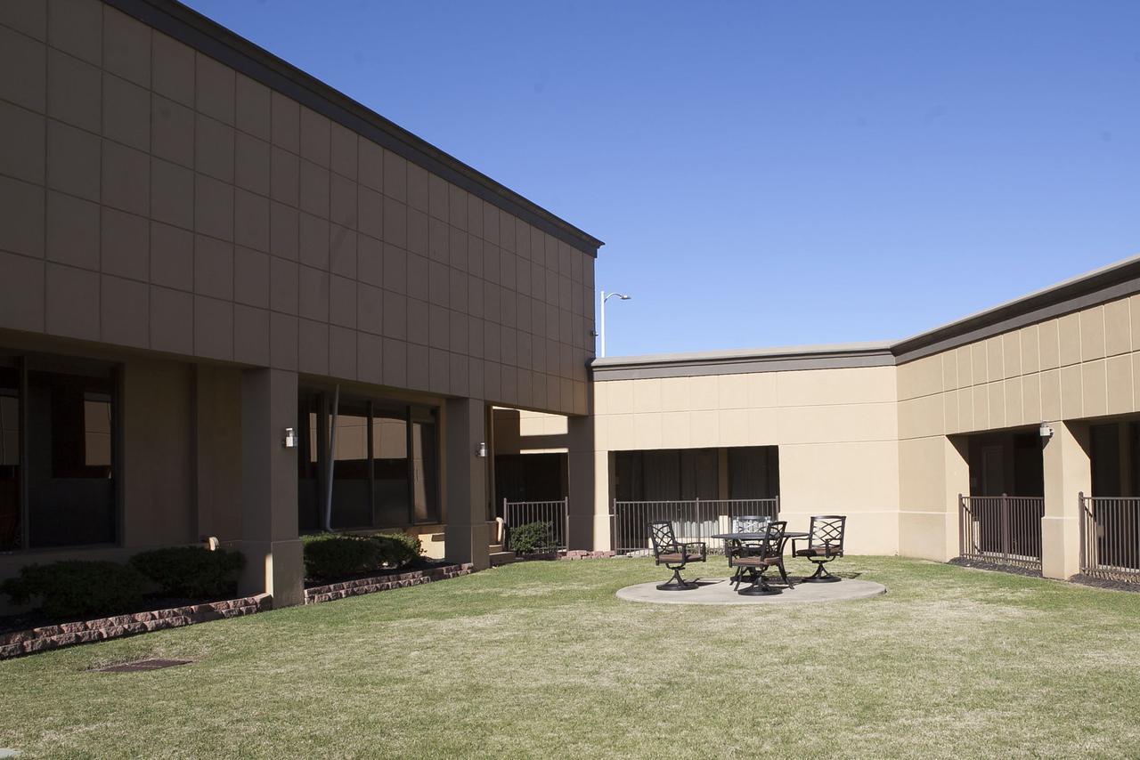 Wyndham Oklahoma City Exteriör bild
